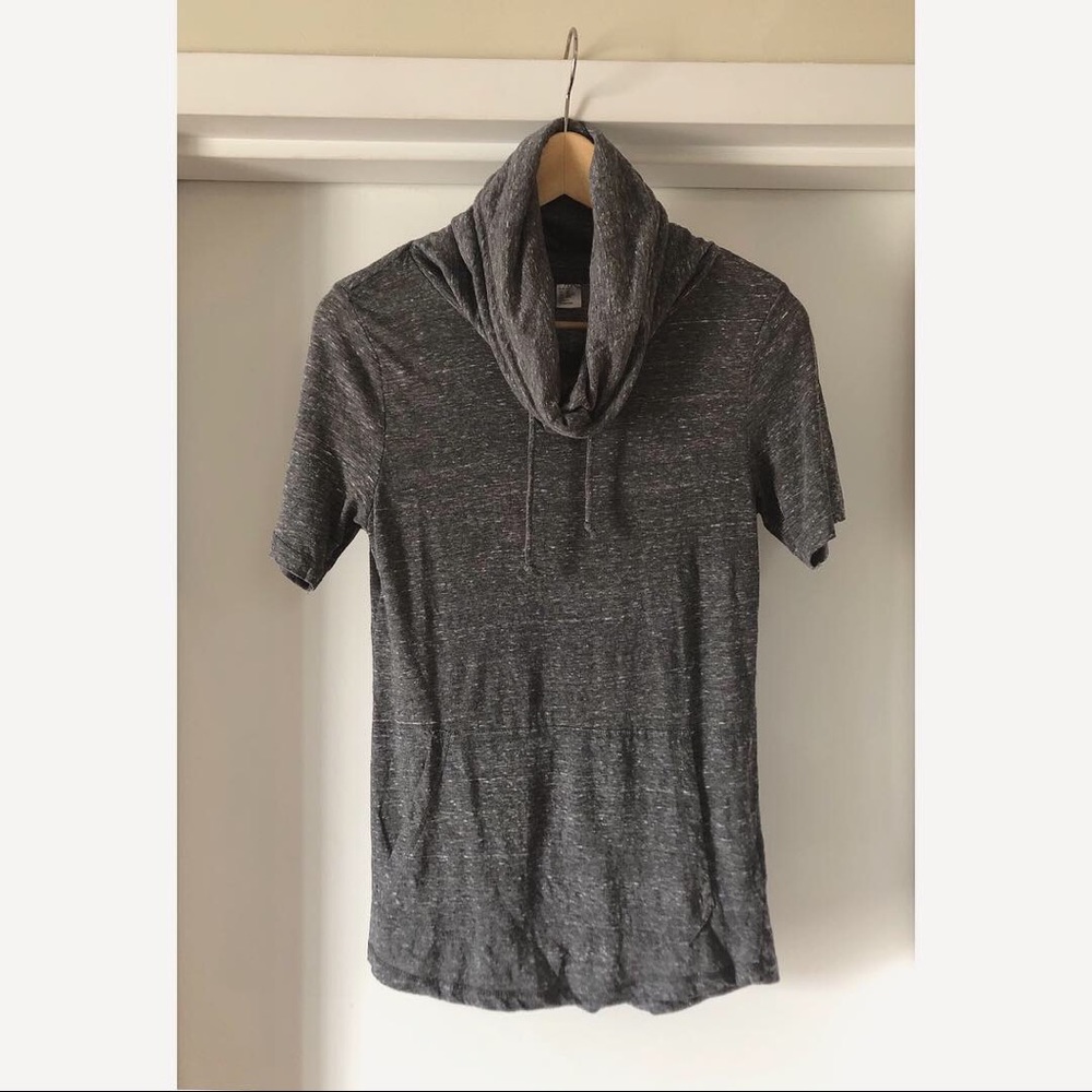 H&M Divided Draped Neck Heather Top